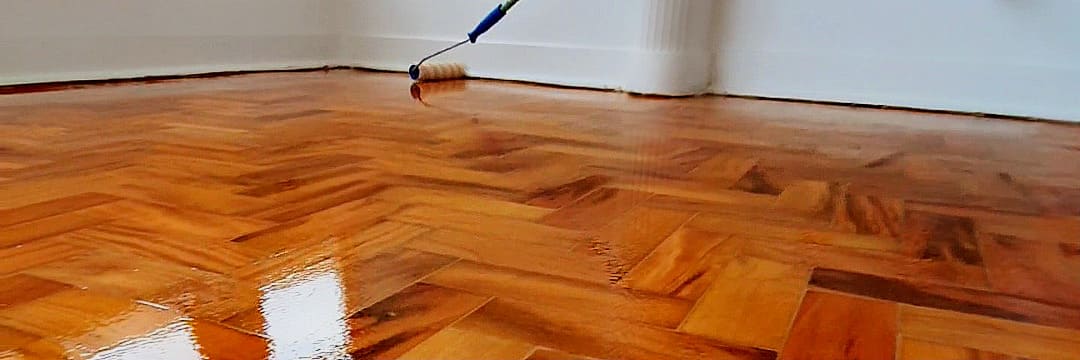 acabamento-piso-madeira